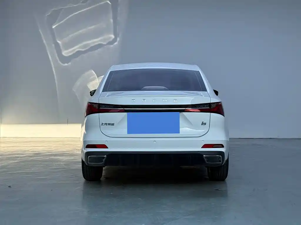 Roewe i5 1.5 L CVT Luxury