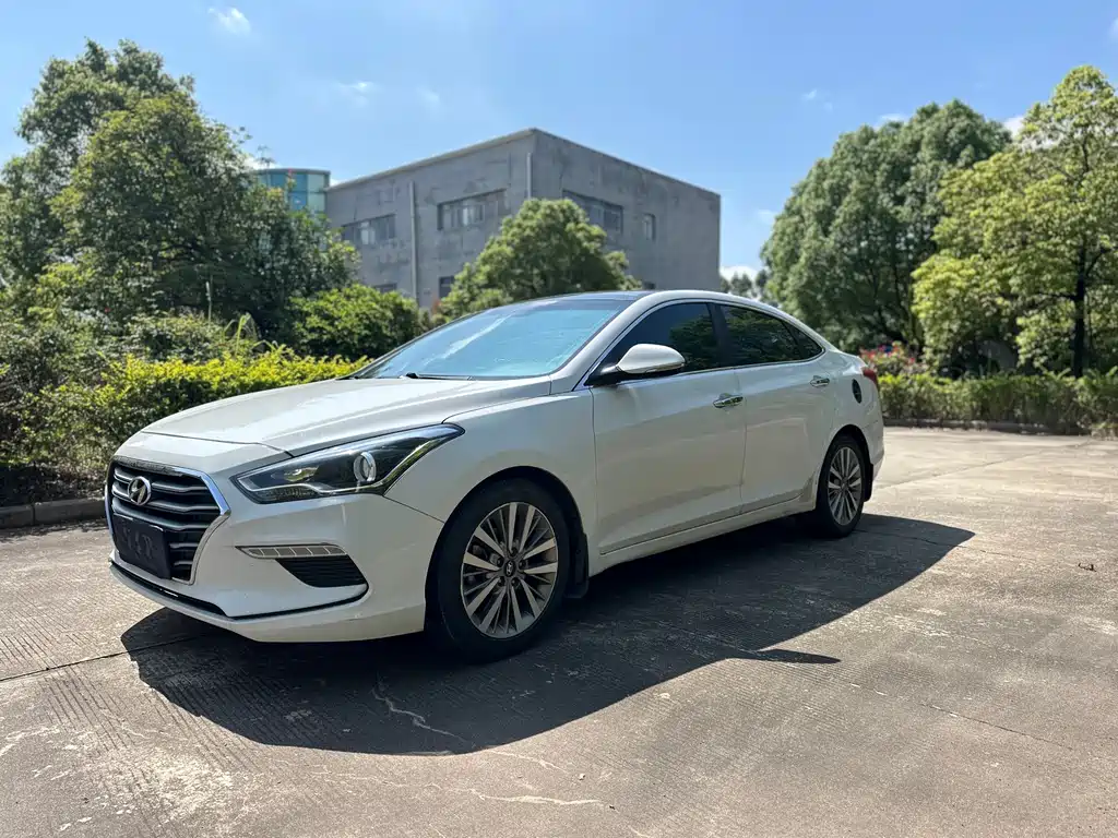 Mistra 1.8 L Auto Intelligent GLS CN-V