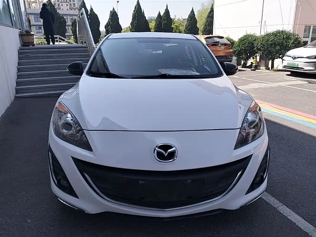 Mazda 3 Star Sedan 2.0 L Auto Sport
