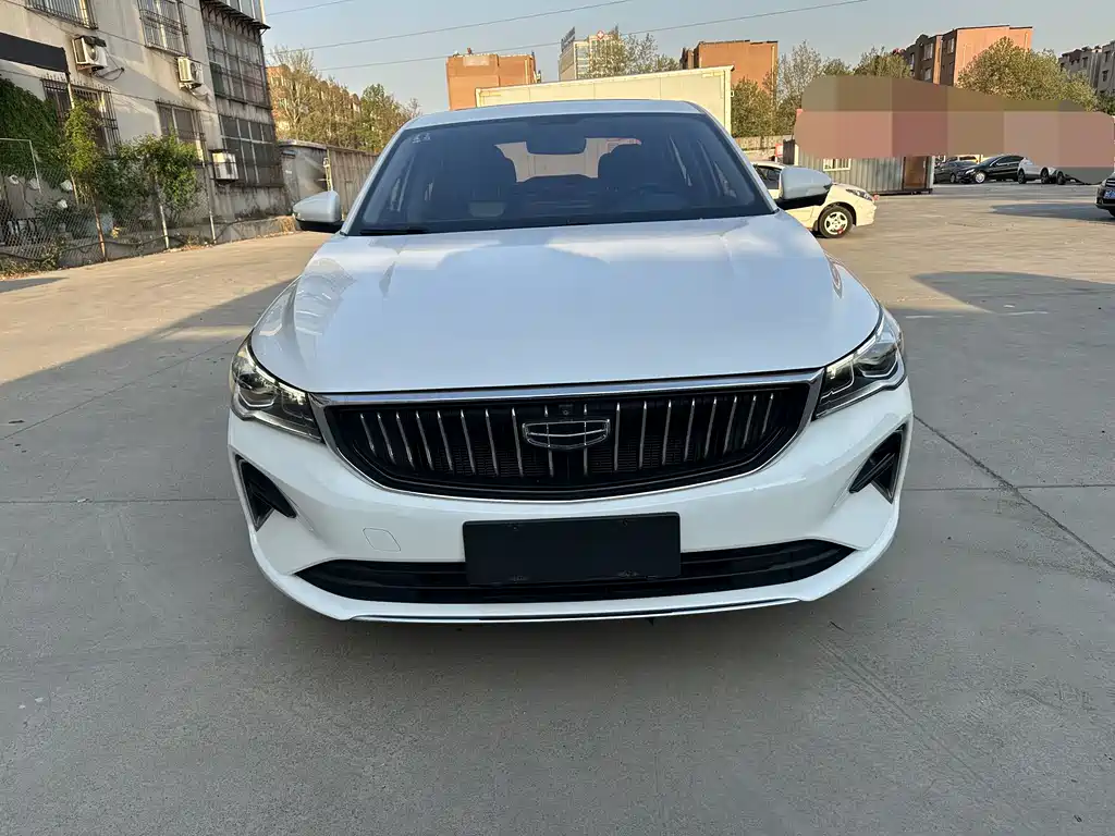 Emgrand 4 th Gen 1.5 L CVT Distinguished