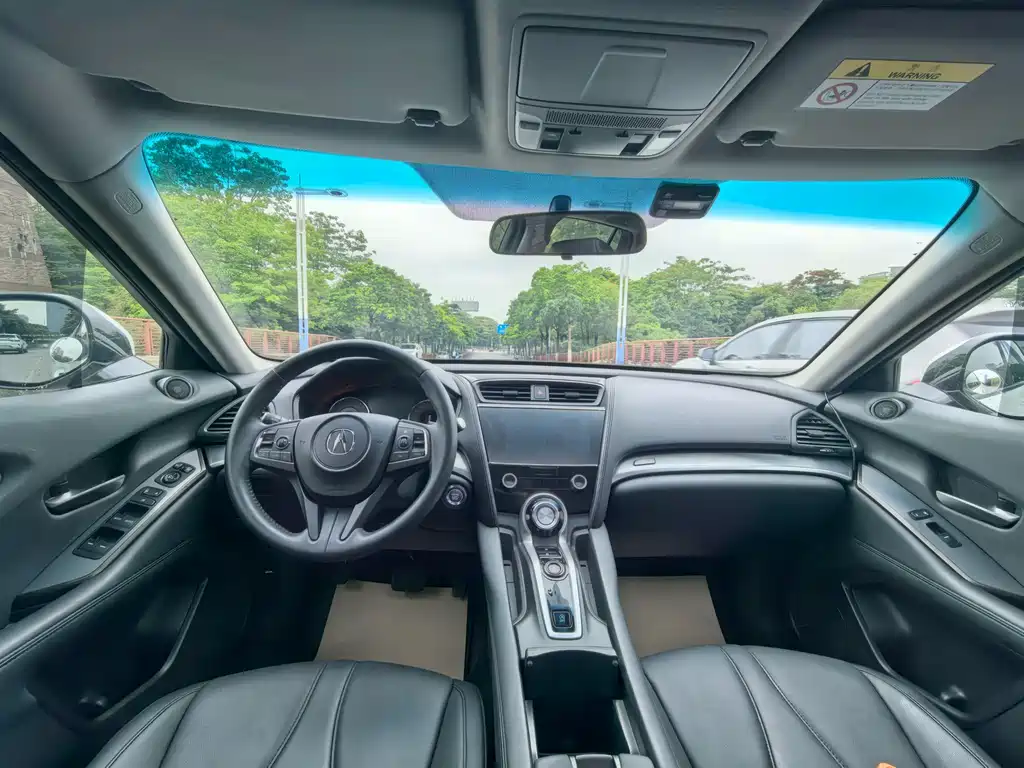 Acura CDX 讴歌CDX 2021款 1.5 T 两驱畅享版