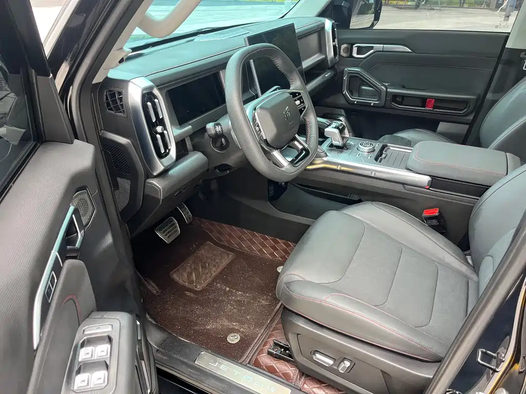 Jetour Traveller 2.0 T 4 WD Cross PRO