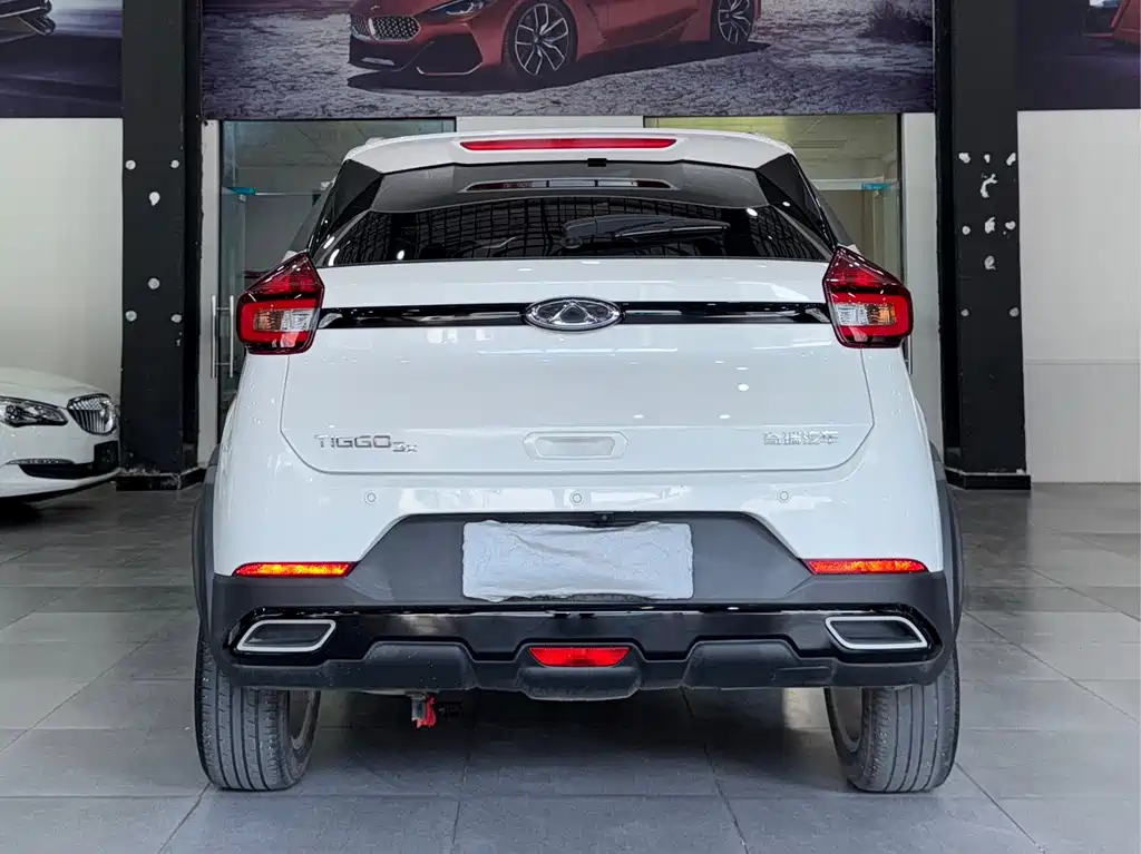 Tiggo 3 x Diamond 1.5 L CVT Elite