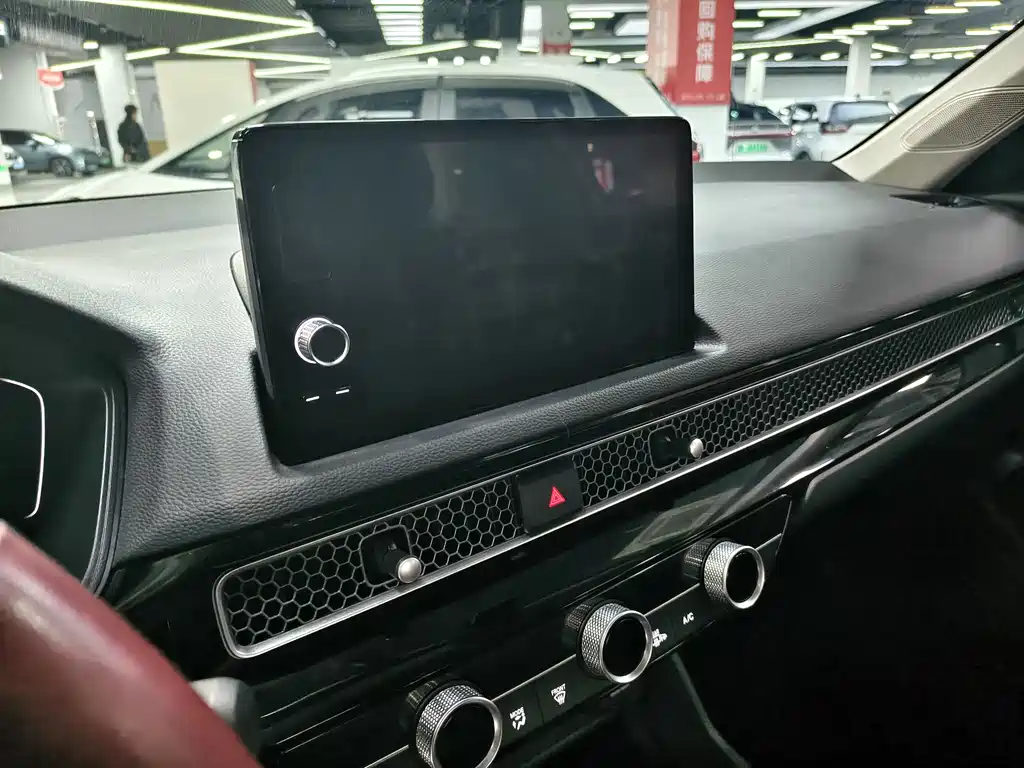 Civic 2.0 L e:HEV Pioneer