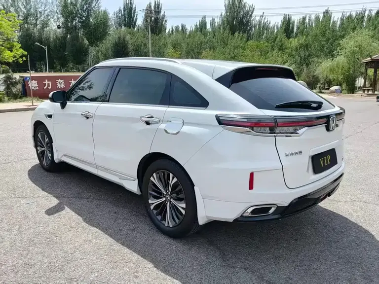Honda UR-V 本田UR-V 2023款 240 TURBO 两驱致境版