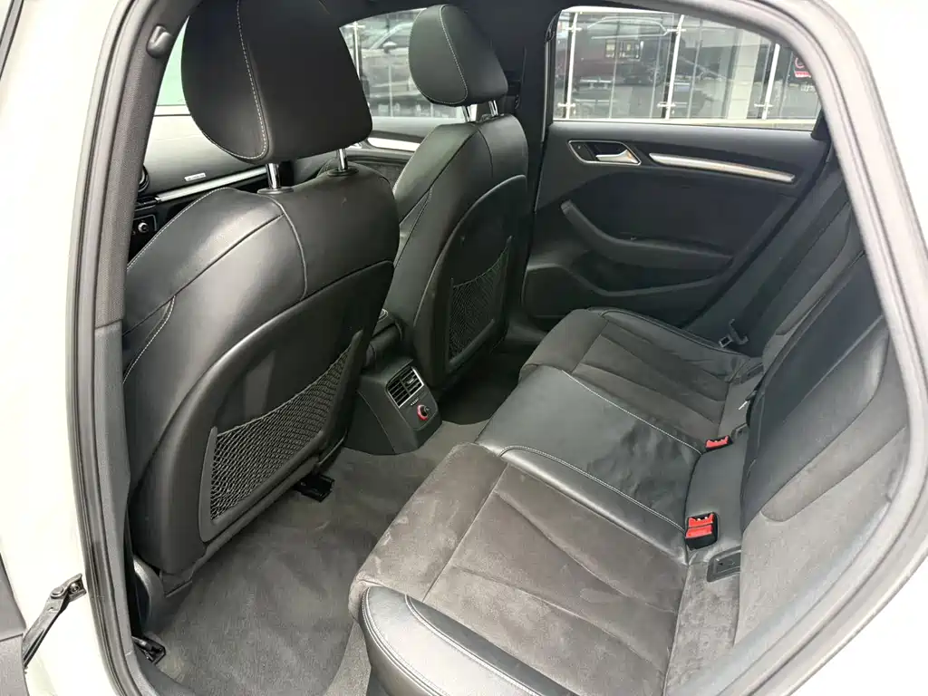Audi S3 S3 2.0 T Limousine