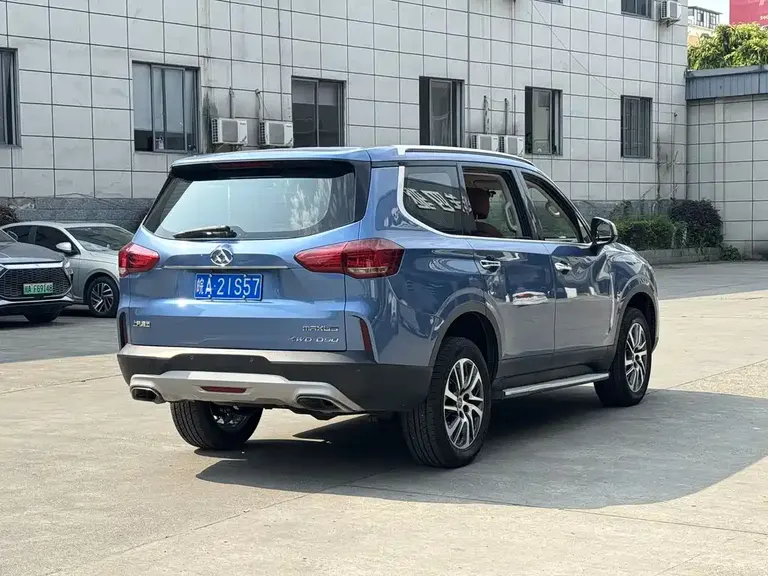 Maxus D90 2.0 T Auto 4 WD Star