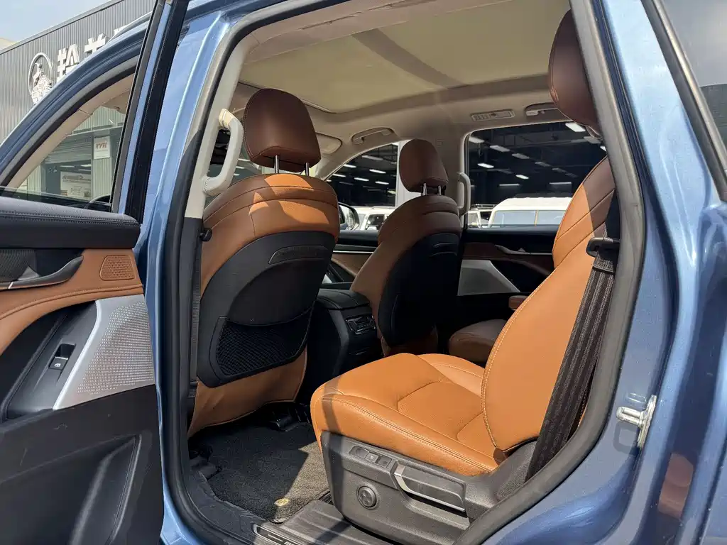 Maxus D90 2.0 T Auto 4 WD Star