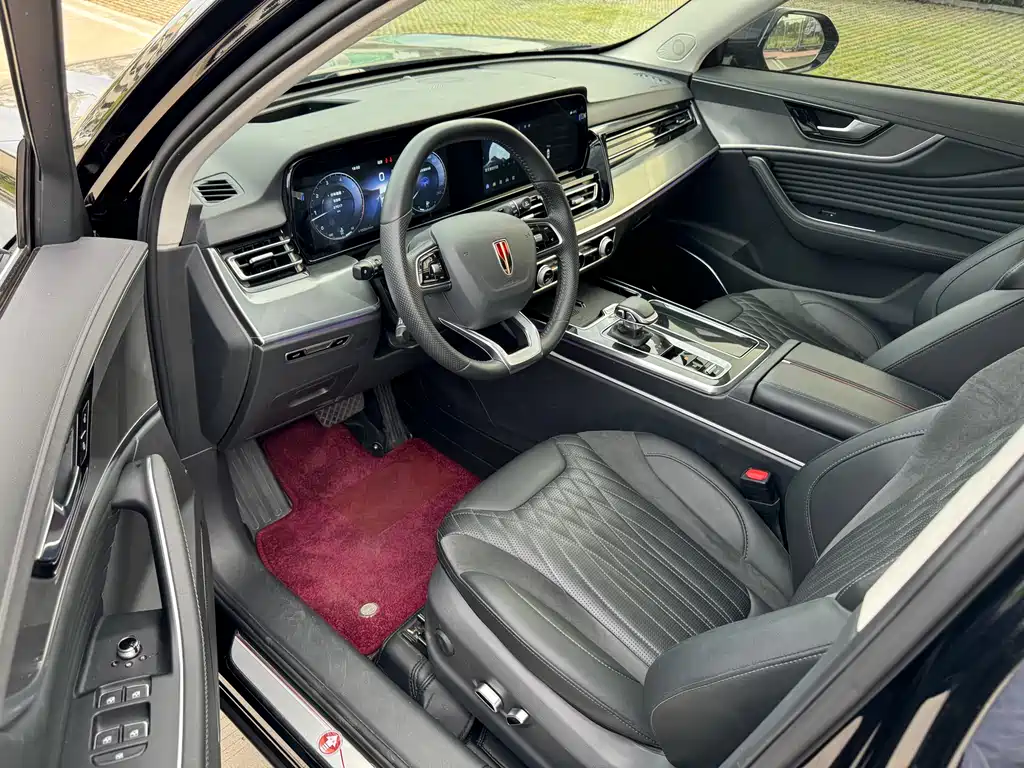 Hongqi HS5 2.0 T 4 WD Flagship Enjoyment Pro