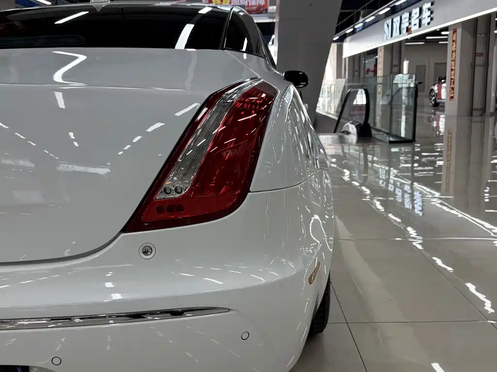 Jaguar XJ XJL 3.0 SC 4 WD Panoramic Business