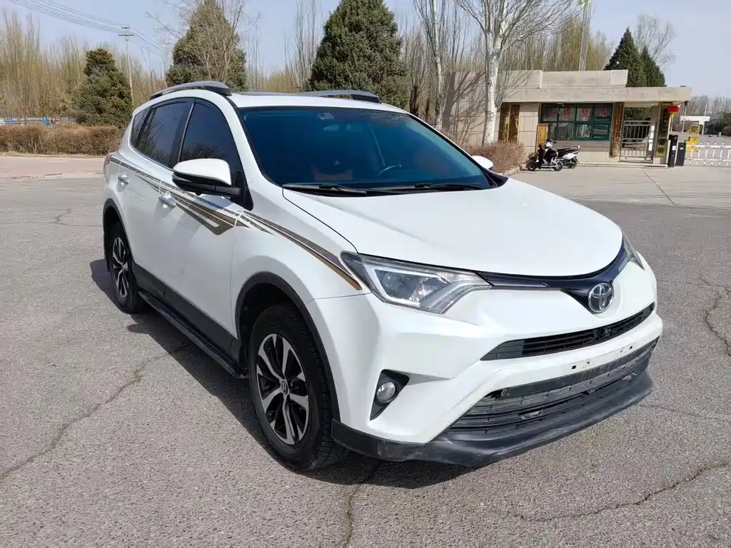 RAV4 2.0 L CVT 2 WD Style CN-V