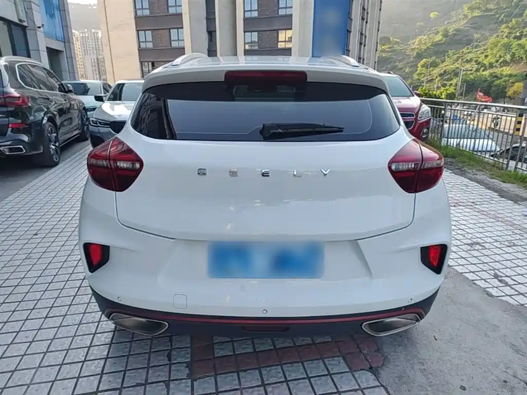 Emgrand GS 1.4 T CVT Elegant