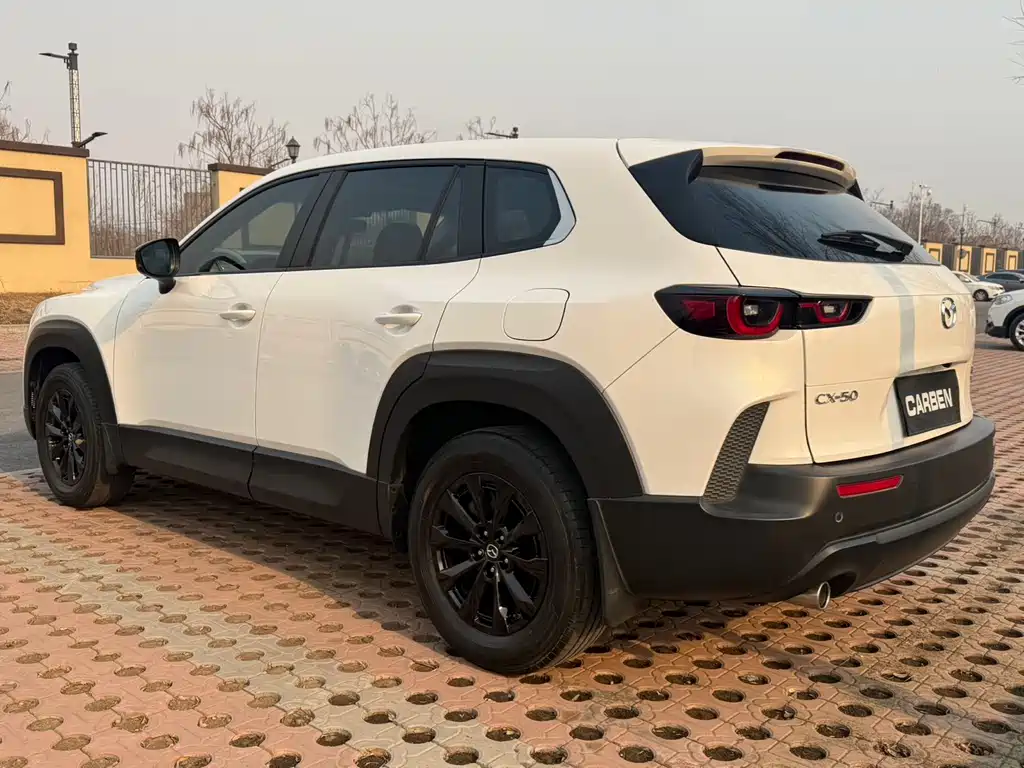 Mazda CX-50 2.0 L
