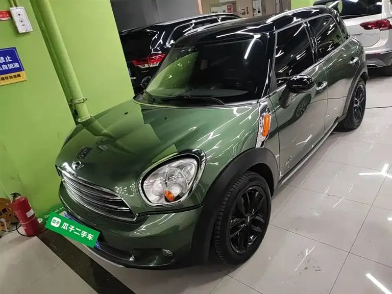 MINI COUNTRYMAN 1.6 L COOPER Fun