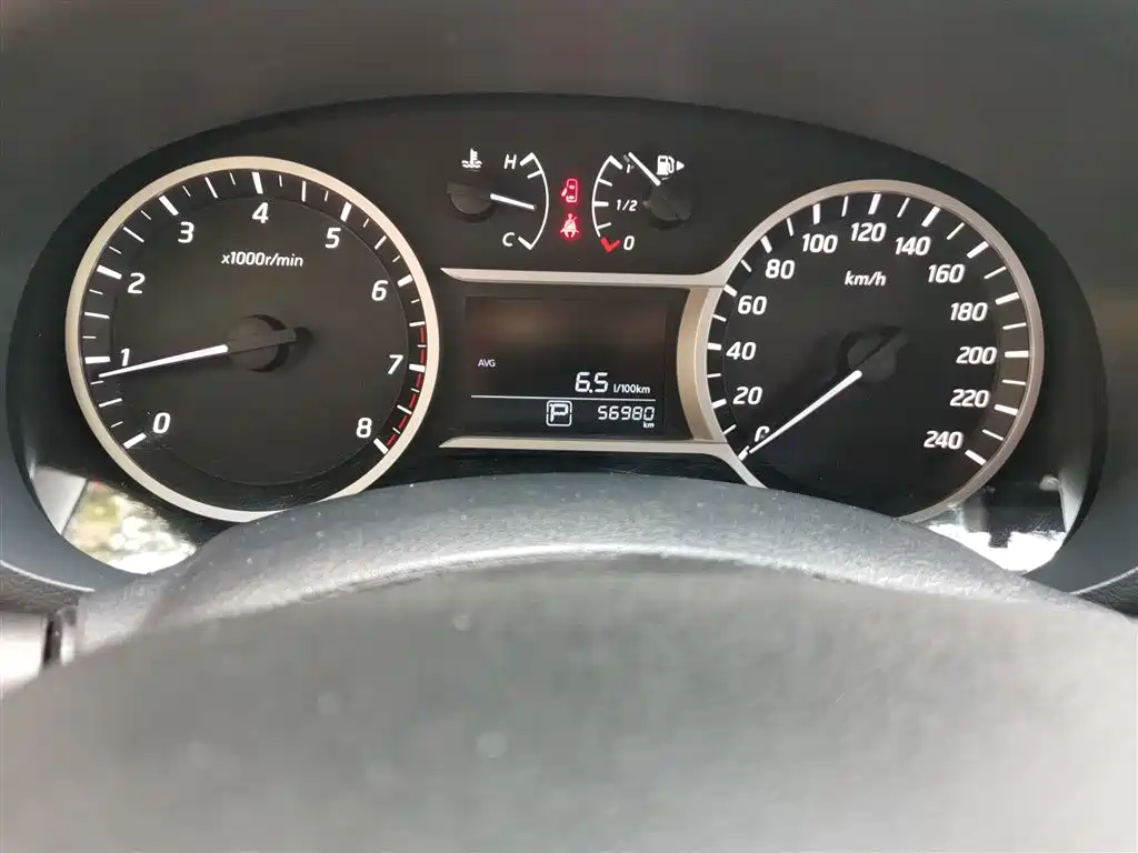 Lannia 1.6 L CVT Connected Smart Cool CN-V