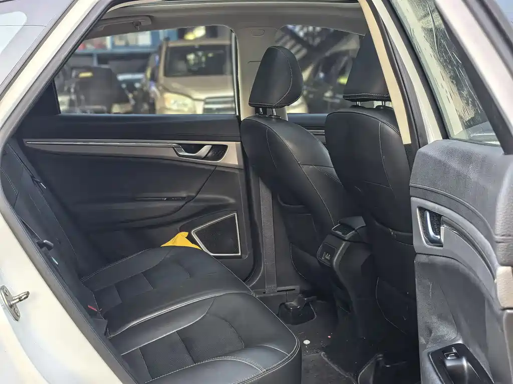 Emgrand GS Sport 1.4 T Auto Leading Style