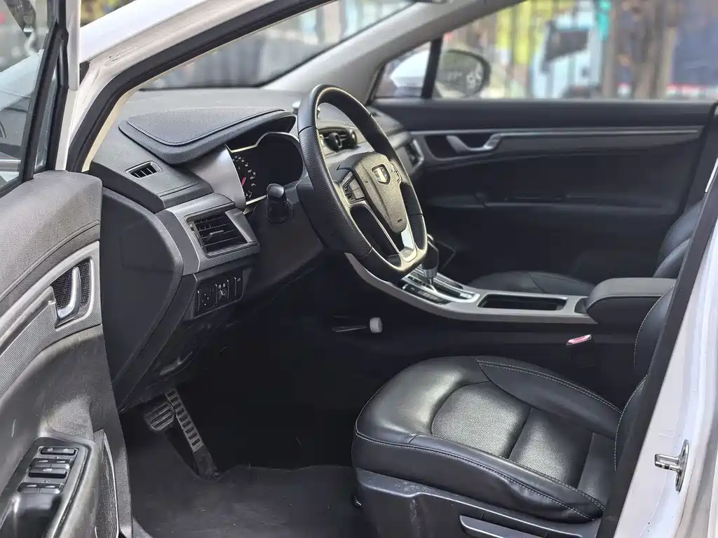 Emgrand GS Sport 1.4 T Auto Leading Style