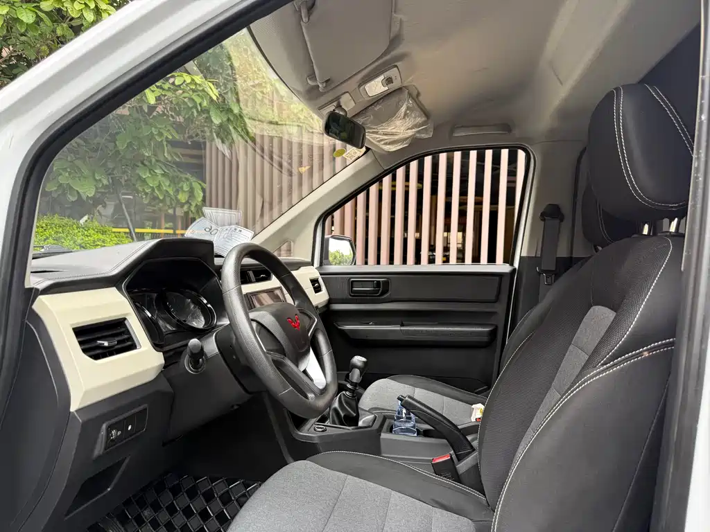 Wuling Journey 1.5 T Manual Comfort
