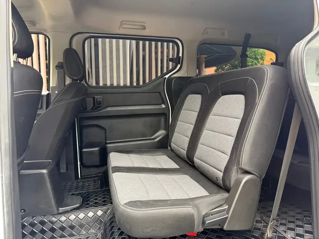 Wuling Journey 1.5 T Manual Comfort