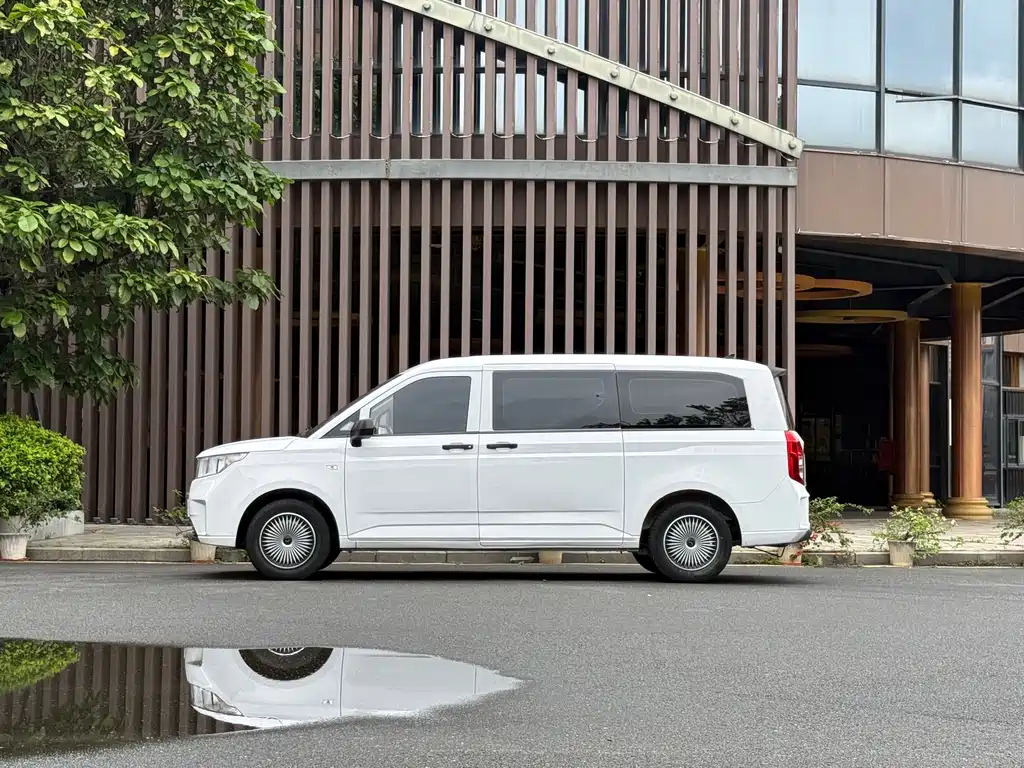 Wuling Journey 1.5 T Manual Comfort