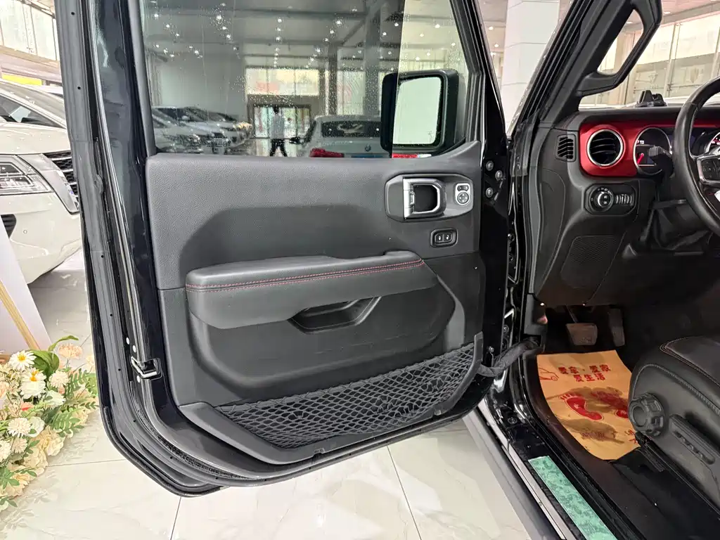 Wrangler 2.0 T Rubicon 4-door