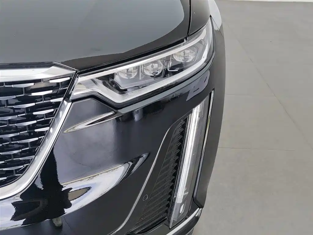 Cadillac XT6 2.0 T 6-seat 4 WD Luxury