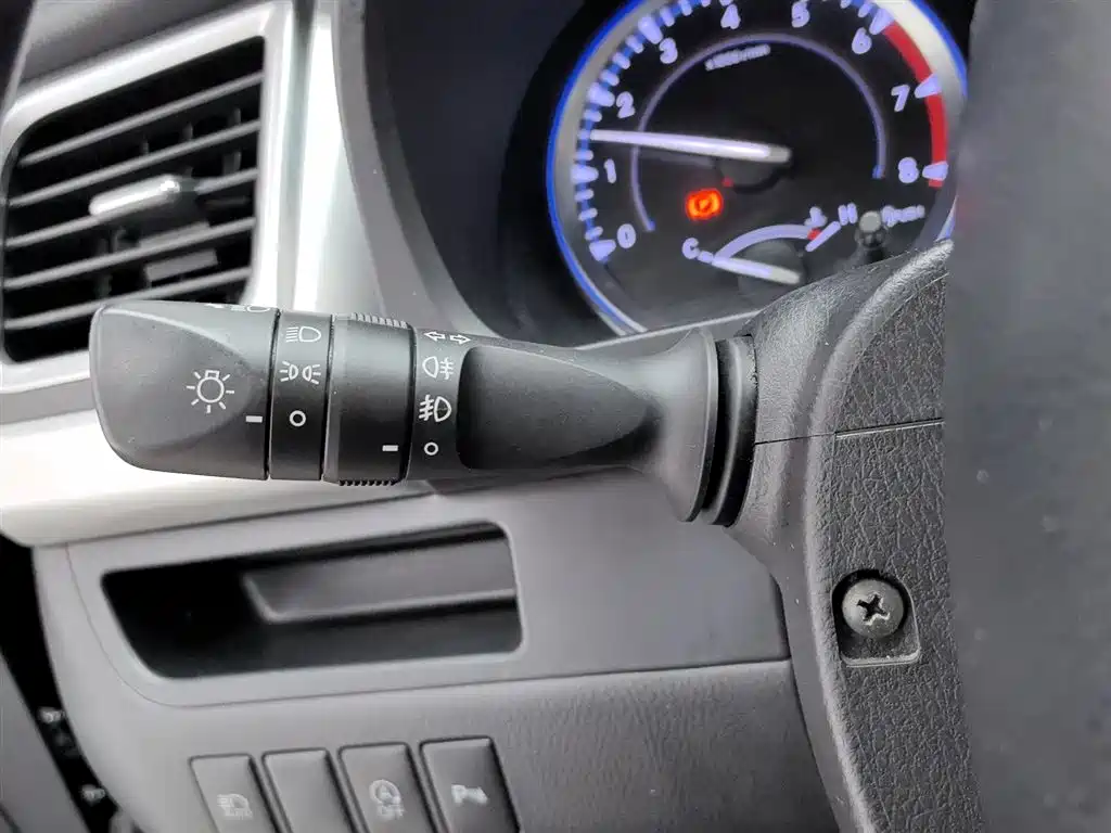 Highlander 2.0 T 4 WD Luxury 7-seat