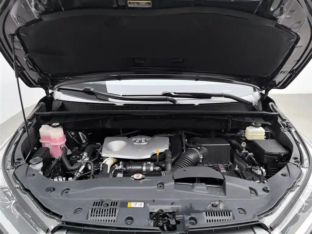 Highlander 2.0 T 4 WD Luxury 7-seat