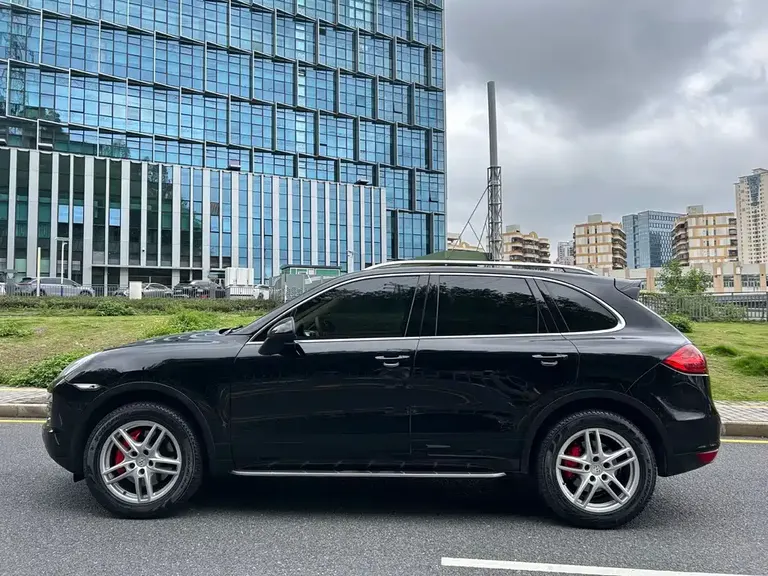 Porsche Cayenne Cayenne S 4.8 L