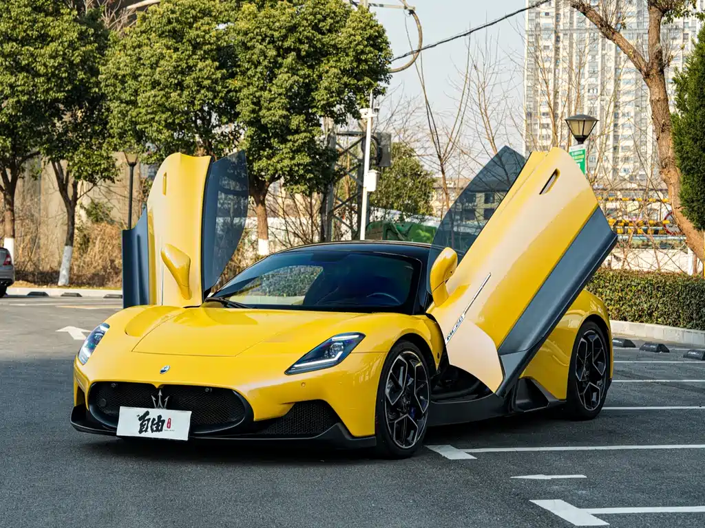 Maserati MC20 3.0 T Standard