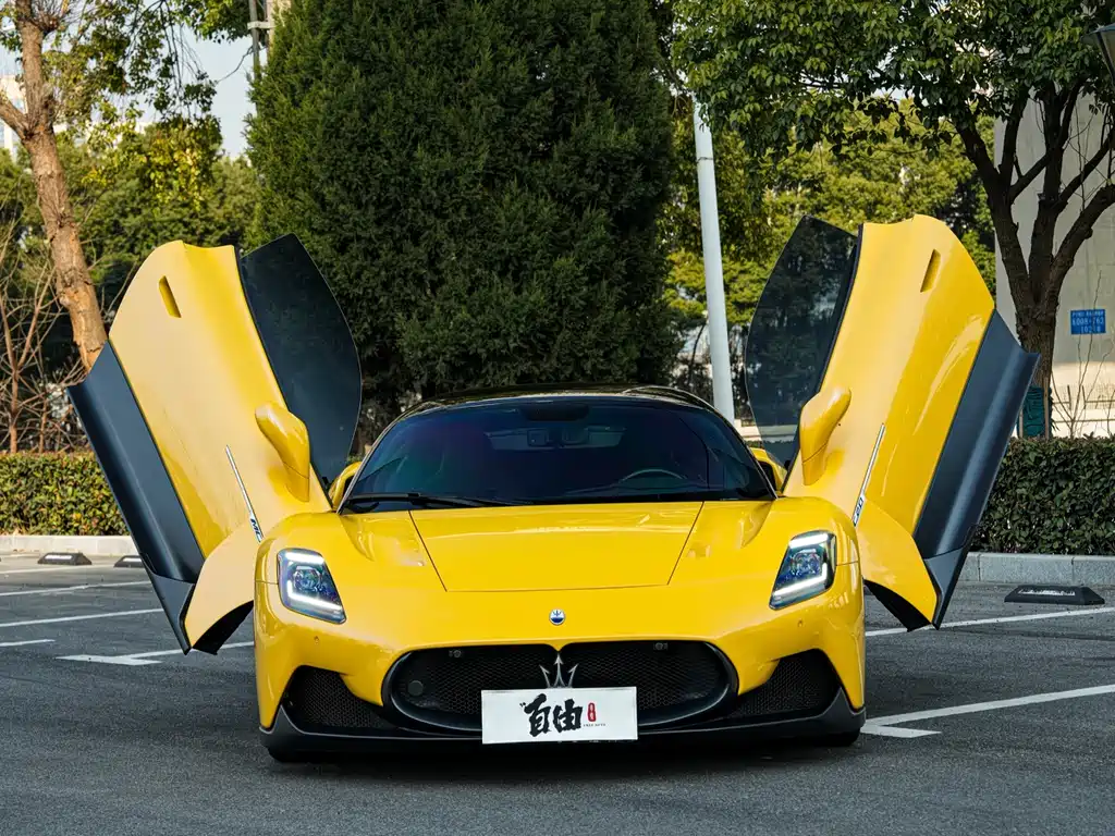 Maserati MC20 3.0 T Standard