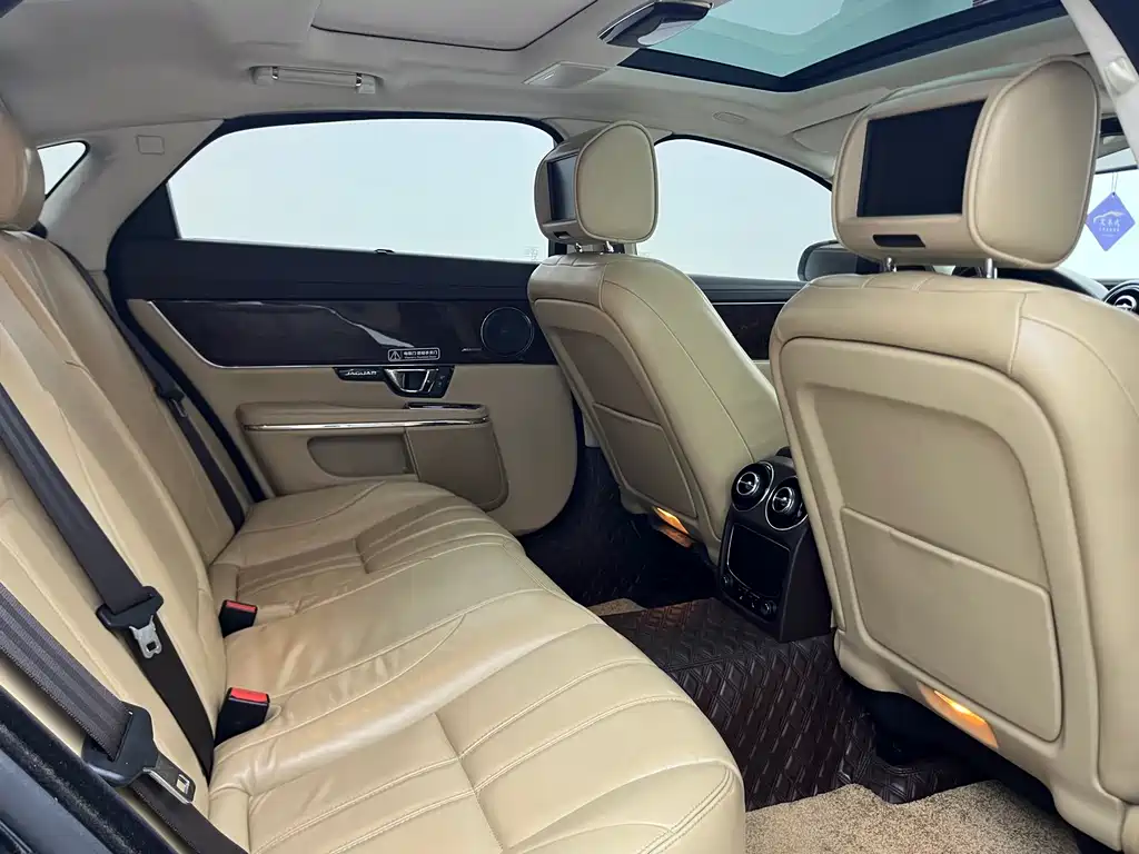 Jaguar XJ XJL 3.0 SC 2 WD Panoramic Business