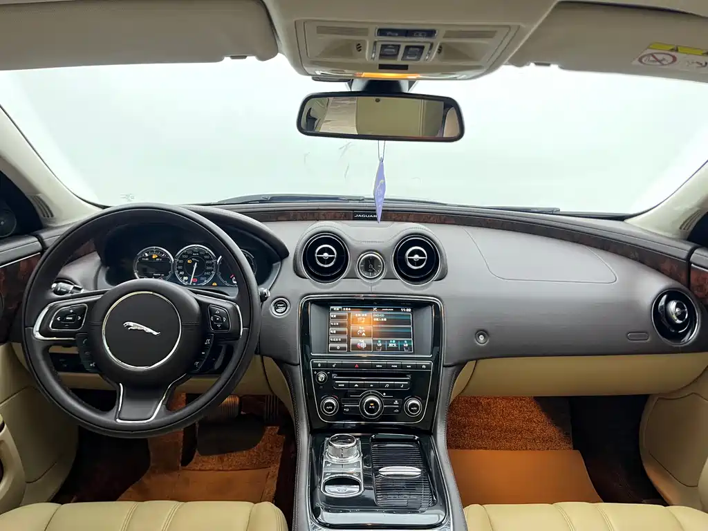 Jaguar XJ XJL 3.0 SC 2 WD Panoramic Business