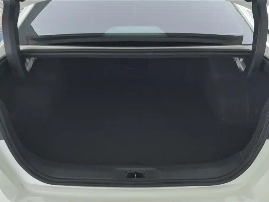 Teana Facelift 2.0 T XL Upper AD1 Smart Enjoyment Navigator
