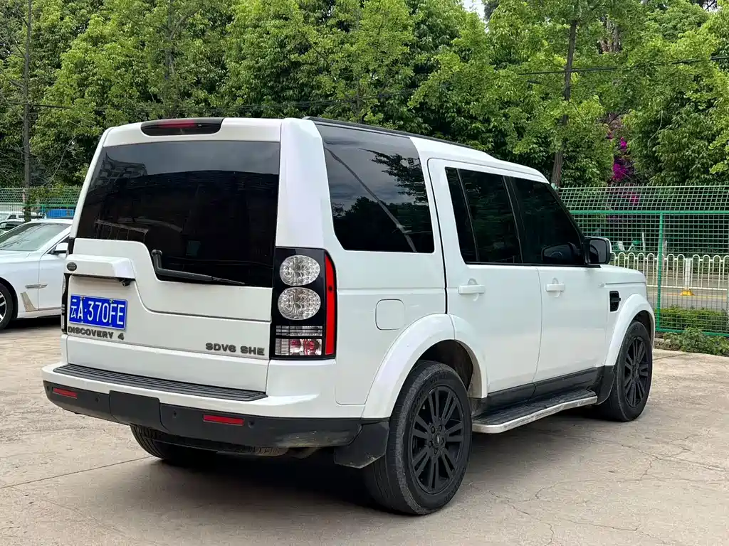 Discovery 3.0 SDV6 HSE Diesel