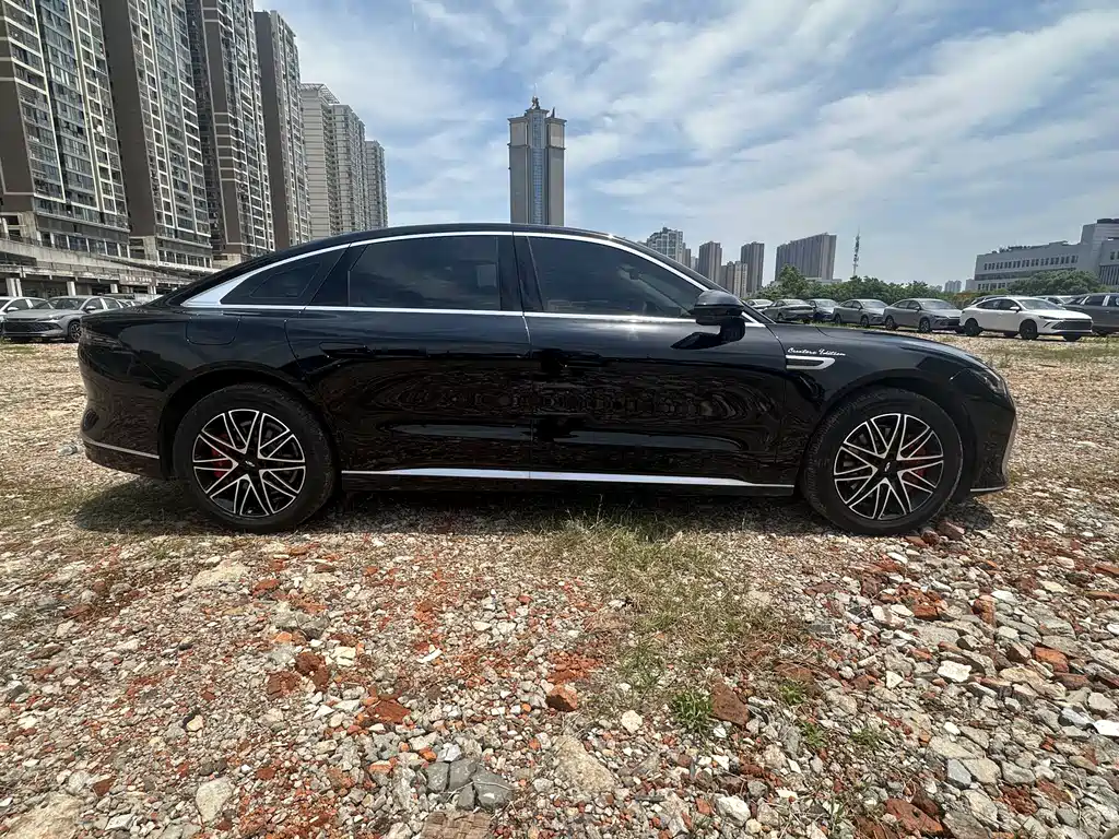Fengyun A9 L 260 Ultra Long Range Luxury
