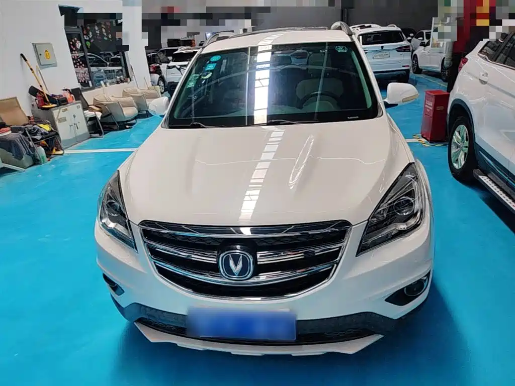 Changan CS35 1.6 L Auto Luxury
