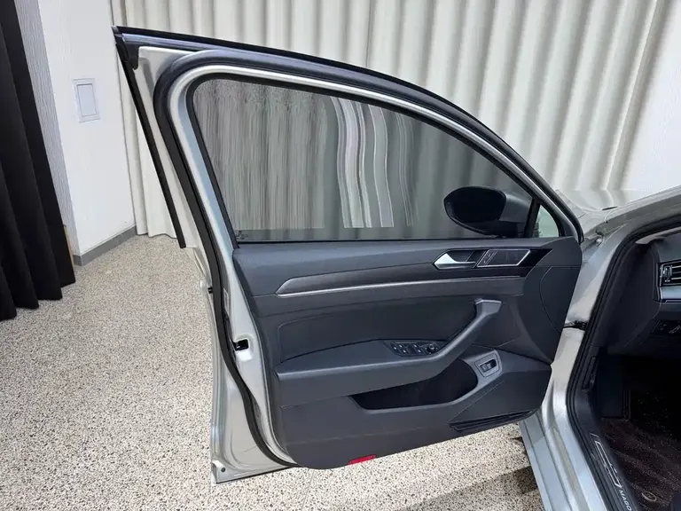 Volkswagen Magotan 280 TSI DSG Leading