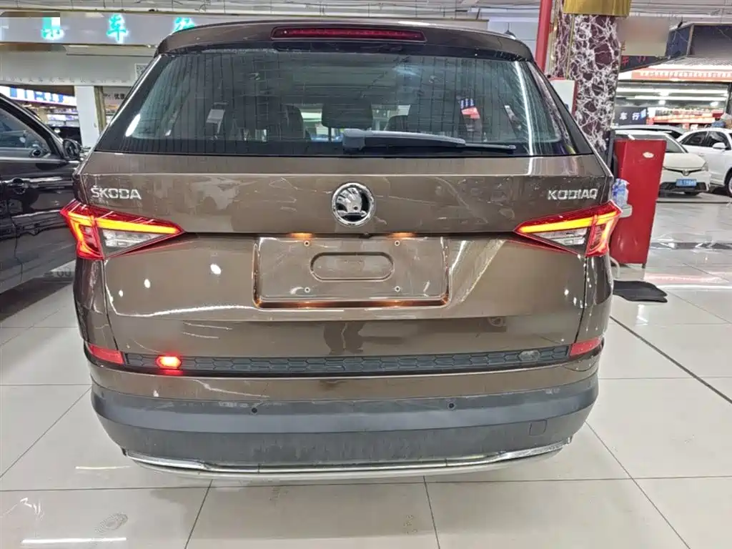 Kodiaq Facelift TSI330 5-seat 2 WD Luxury Enjoyment