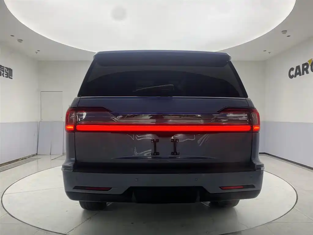 Navigator 3.5 T President Series