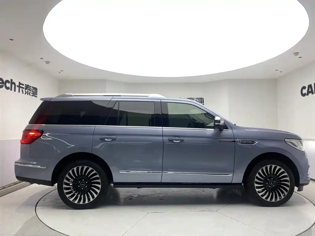 Navigator 3.5 T President Series