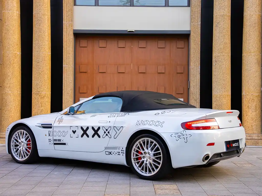 V8 Vantage V8 Vantage 2008款 4.7 Sportshift Roadster