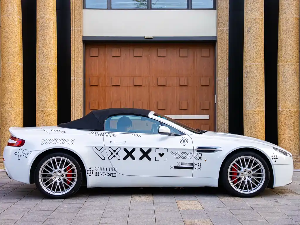 V8 Vantage V8 Vantage 2008款 4.7 Sportshift Roadster