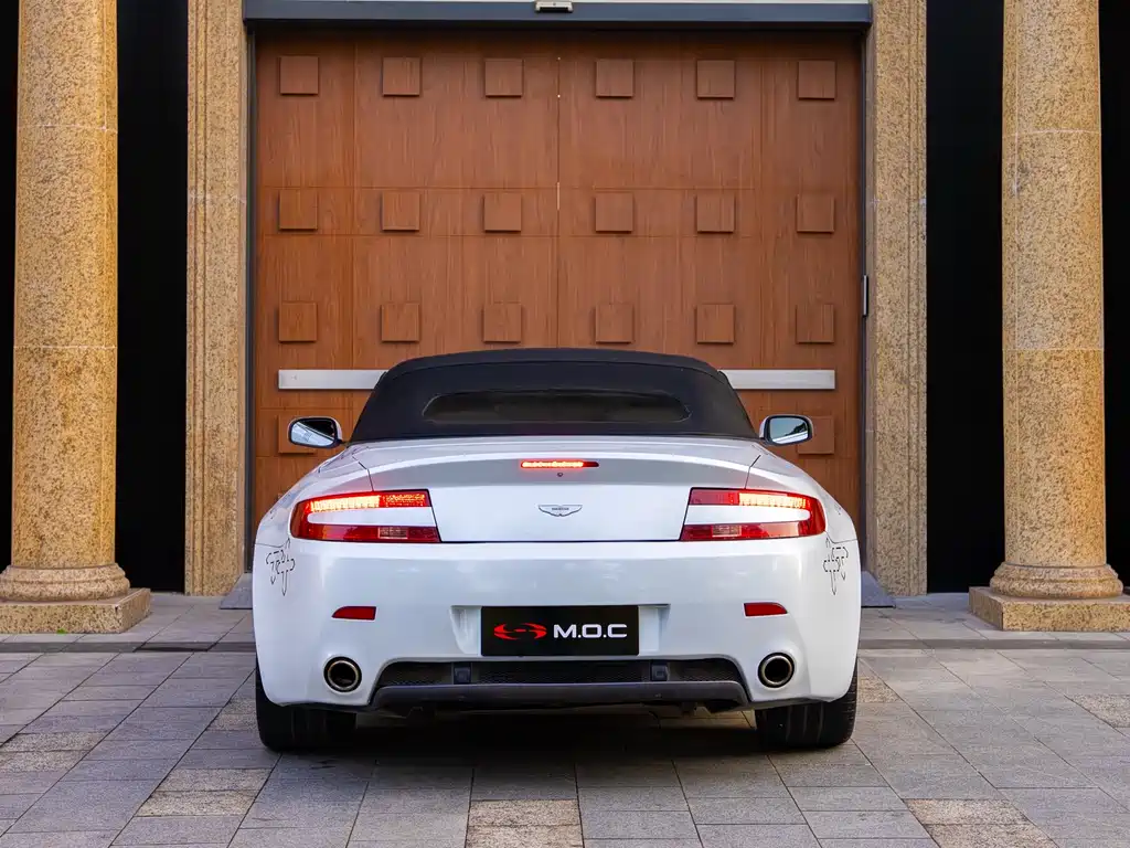 V8 Vantage V8 Vantage 2008款 4.7 Sportshift Roadster