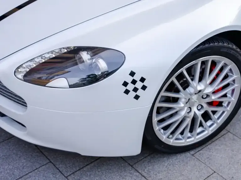 Aston Martin V8 Vantage V8 Vantage 2008款 4.7 Sportshift Roadster