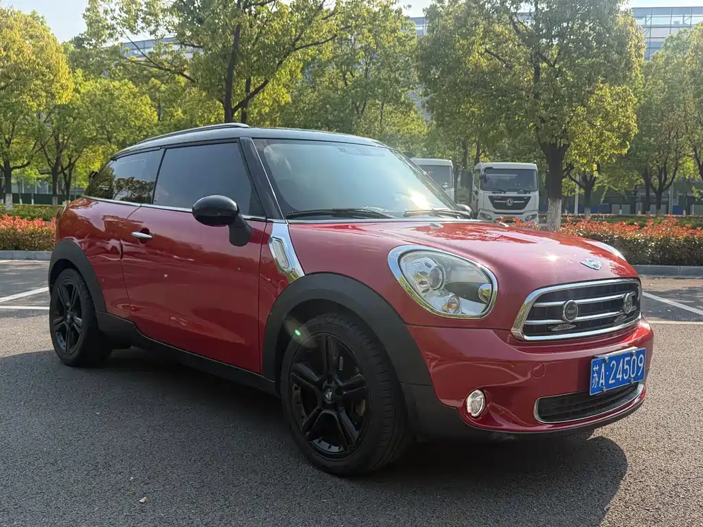 MINI Paceman 1.6 L COOPER
