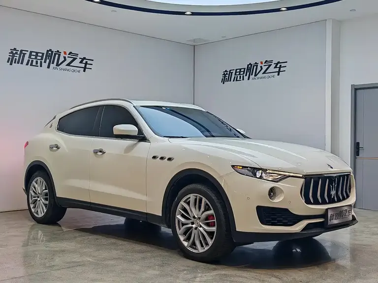 Maserati Levante 3.0 T Luxury CN-VI