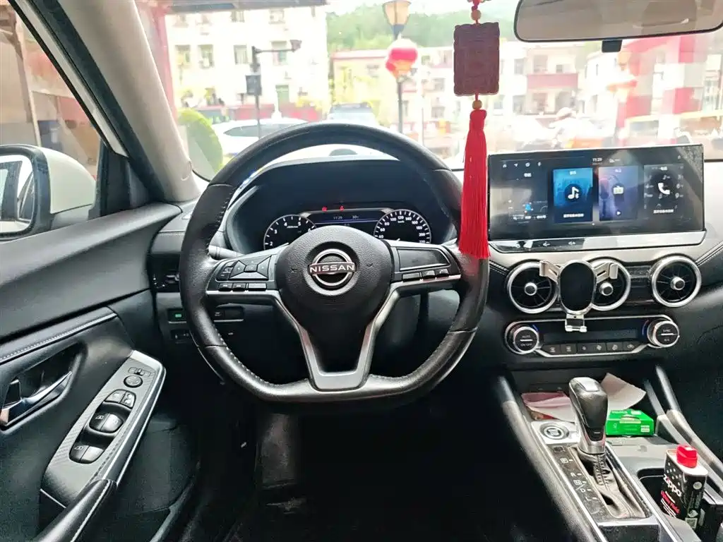 Sylphy 1.6 L CVT Joy