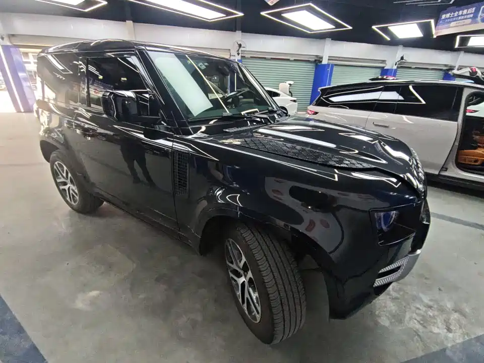 Land Rover Defender 90 3.0 T P400 XS