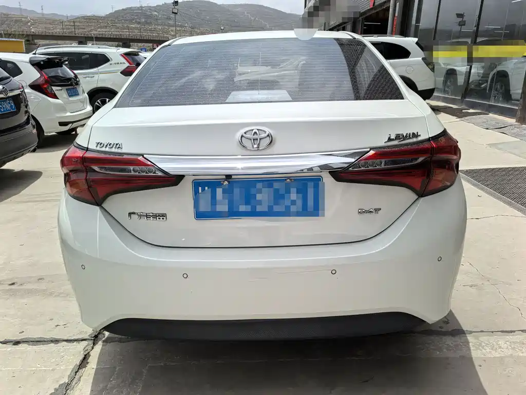 Levin Facelift 185 T CVT Elite CN-V